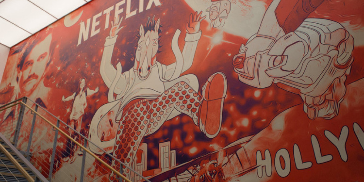 Netflix Comedy Series: New Mexican Cast Blooms