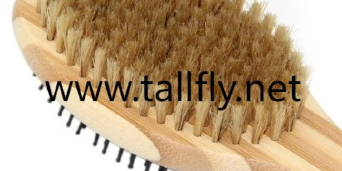 Should You Clean Opey Tools Between Grooming Sessions