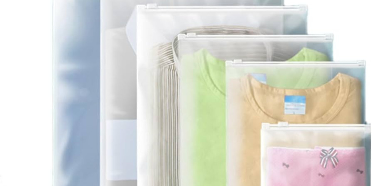 Material Innovations Improving Clothing Packaging Efficiency