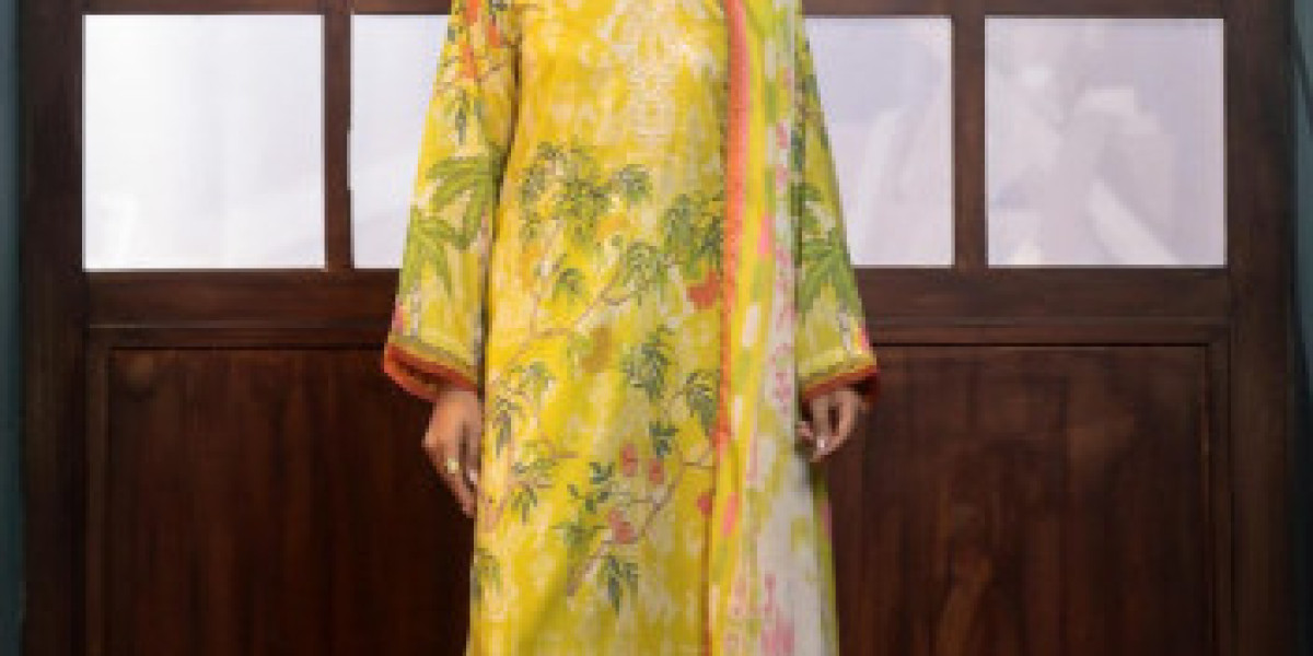 Lawn Collection in Sharjah – Latest Designs & Best Prices 2026