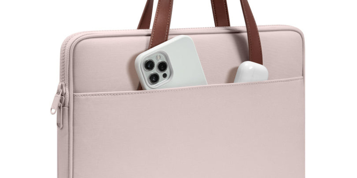Why a Backpack Laptop Waterproof Design Is Essential for Modern Professionals
